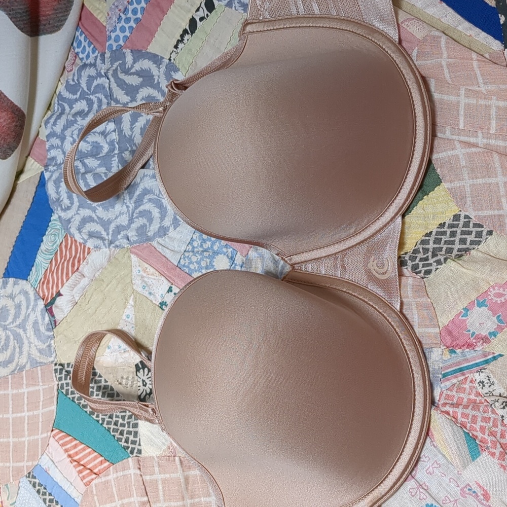 Chantelle Convertible T shirt Bra #3612 Size 32F - Picture 2 of 10